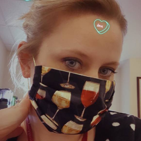 Meet your Posher, Amanda - Picture 1 of 1